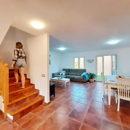 Homestay Kalani Surf House