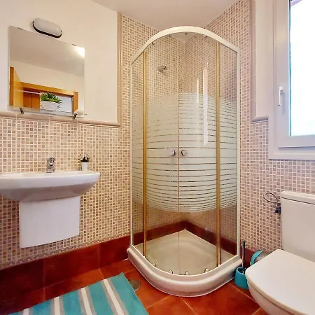 Homestay Kalani Surf House *