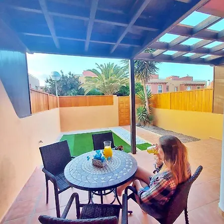 Kalani Surf House Corralejo
