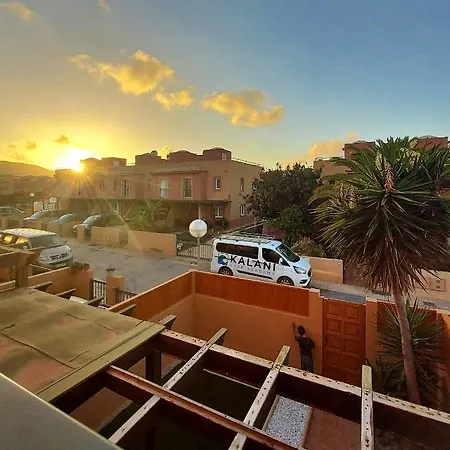 Homestay Kalani Surf House Corralejo